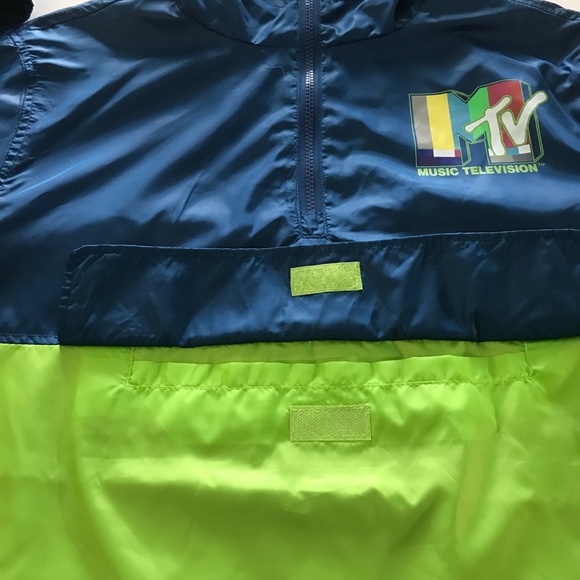 SOLD-New MTV☘️unisex🌼neon hoodedpullover jacket. - Picture 6 of 8